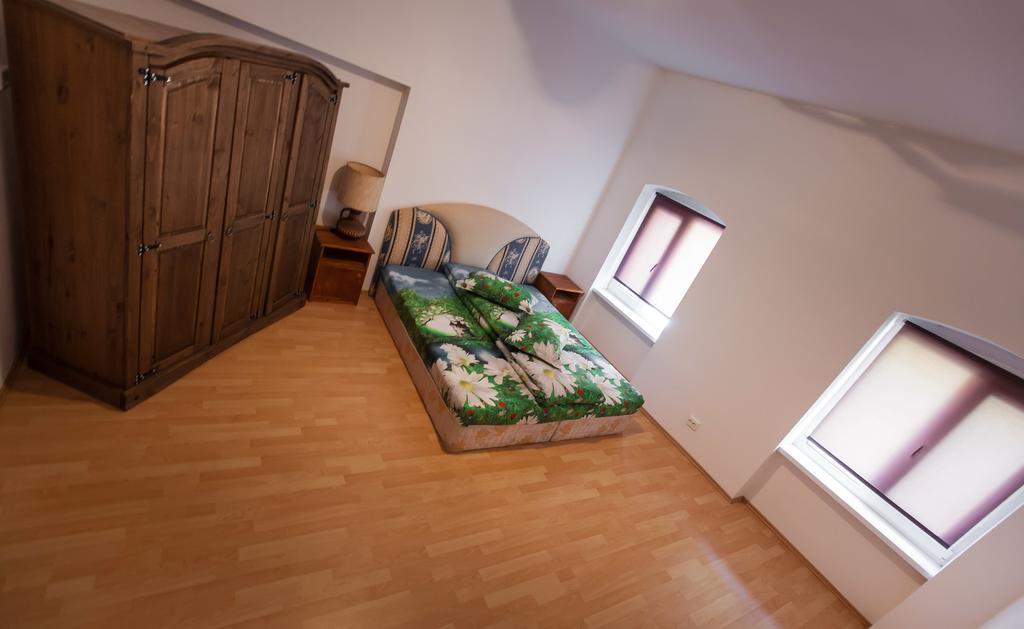 Matei Basarab Private Apartments Brașov Zimmer foto